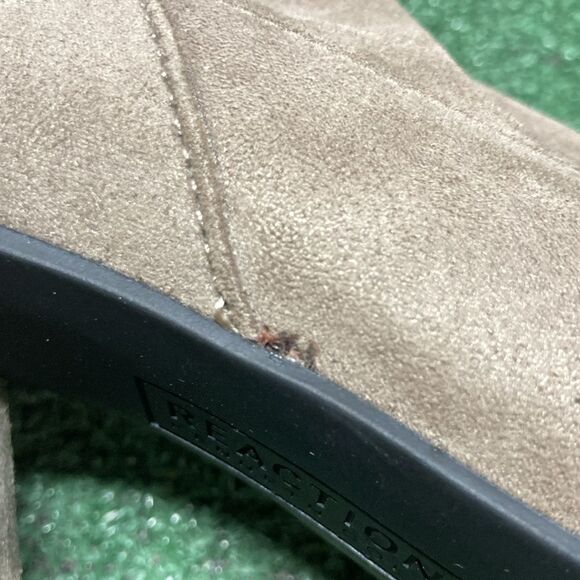 Kenneth Cole Reaction Time For Fun Booties women’s size 8.5 (OKPM-07-043) - Picture 10 of 14